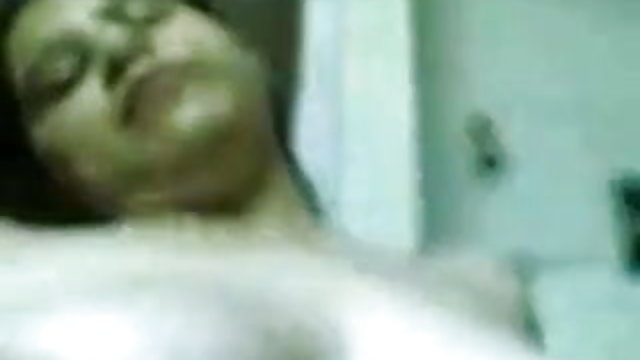 अश्लील ऑनलाइन नोंदणी नाही देशी भारतीय गुबगुबीत सौमित्र घराणे