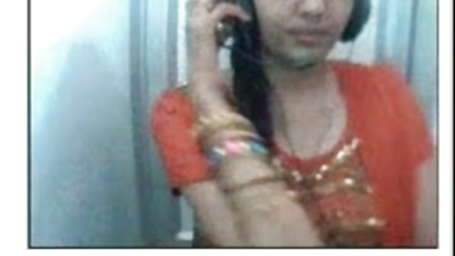 अश्लील ऑनलाइन नोंदणी नाही गरम देशी आणि मांजर मध्ये एक नेट कॅफे