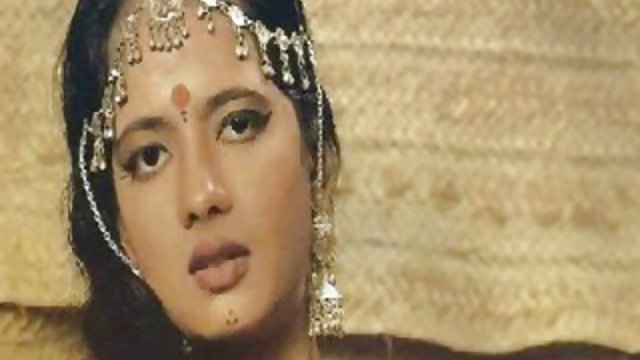 अश्लील ऑनलाइन नोंदणी नाही भारतीय कामुक ब्लू मादक नग्न मॉडेल