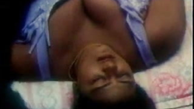 अश्लील ऑनलाइन नोंदणी नाही रिअल मादक भारतीय व्हिडिओ