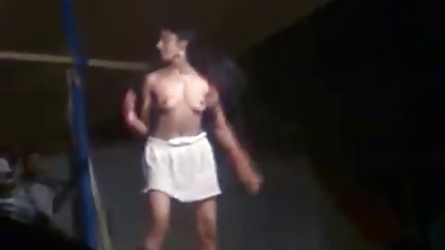 अश्लील ऑनलाइन नोंदणी नाही भारतीय चित्रपट व्हिडिओ मुलगी कपडे काढणे नृत्य शो मध्ये