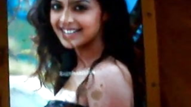 अश्लील ऑनलाइन नोंदणी नाही लहान इंग्रजी व्हिडिओ - भारतीय अभिनेत्री