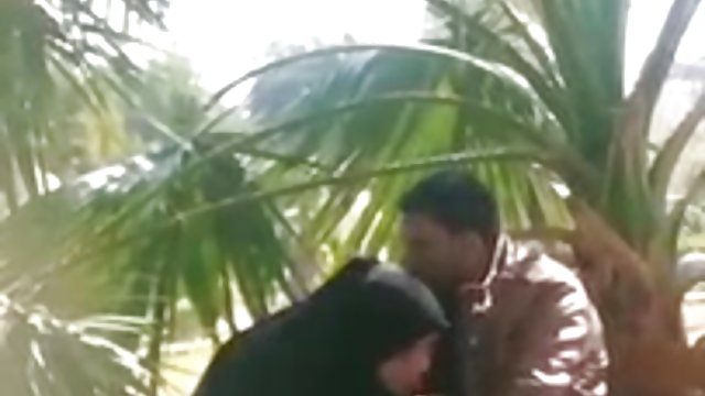 अश्लील ऑनलाइन नोंदणी नाही पाकिस्तानी ठोसा प्रमाणात व्हिडिओ, आणि होईपर्यंत नोकरी सार्वजनिक पार्क