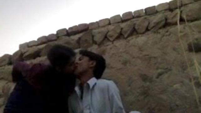 अश्लील ऑनलाइन नोंदणी नाही मलमल. कथा