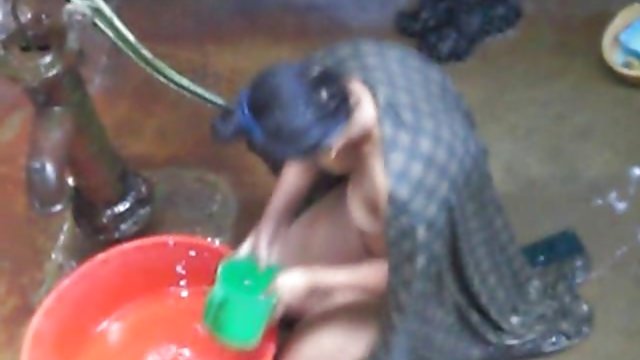 अश्लील ऑनलाइन नोंदणी नाही शेजारी गर्भवती करण्यासाठी कसे बाथ 4