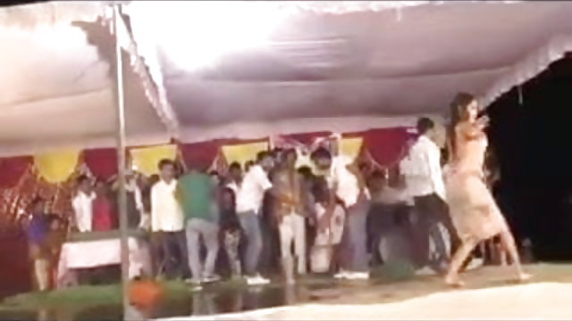 अश्लील ऑनलाइन नोंदणी नाही नग्न मादक व्हिडिओ पाहण्यासाठी ओले नृत्य